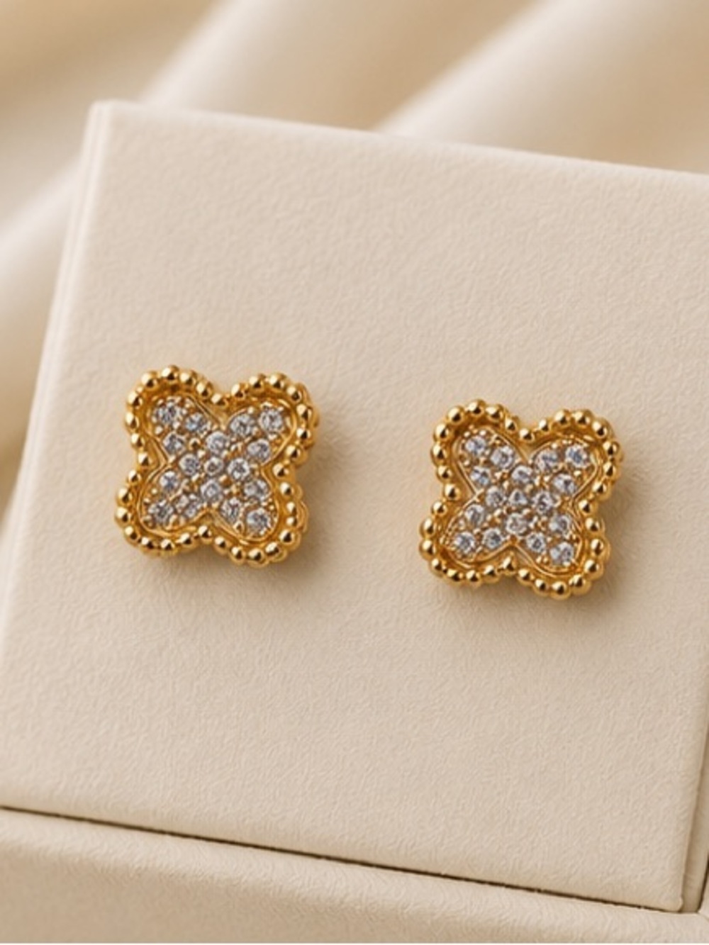 Designer Inspired Luxe Gold Crystal Clover Stud Earrings - Picture 4 of 4